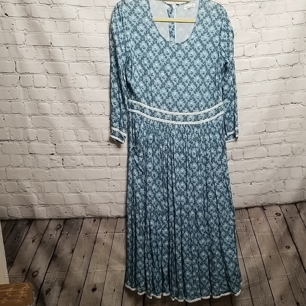 Beau & Ro womens Maxi dress size Medium back zipper w/side pockets EUC